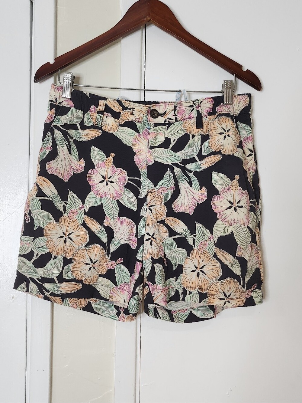 Chubbies Mens Floral Print Shorts